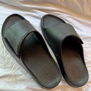OOFOS Men's Recovery Slide / Size 14 - EU 47